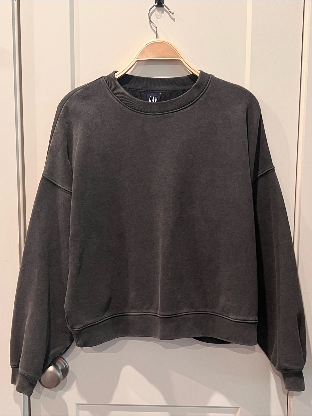 GAP Gray Crewneck Sweatshirt